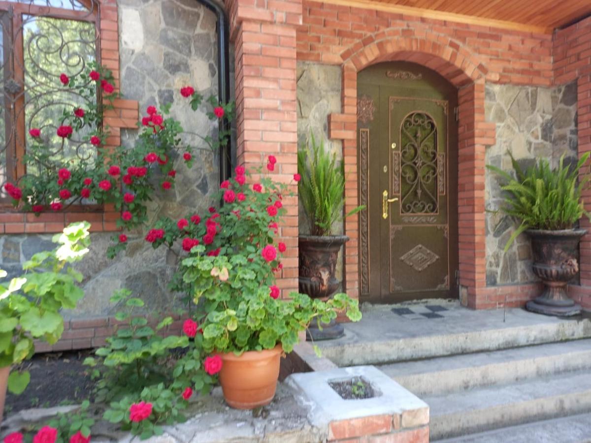 Villa Yurd in Şǝki Exterior foto
